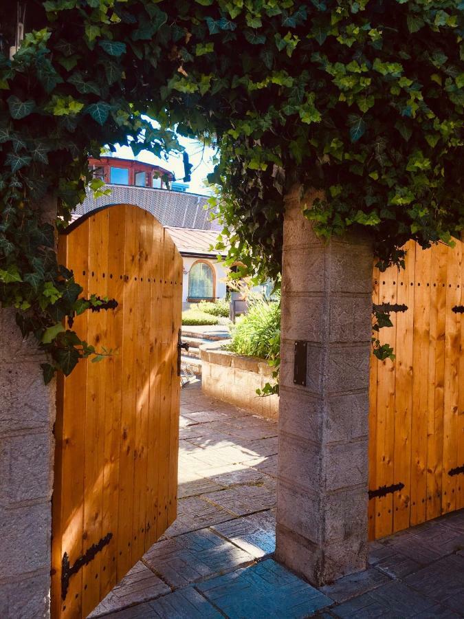 Pension Verona Novy Bor Bagian luar foto